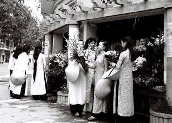 Hàng hoa Tết Nguyên-đán, Hà-nội thập-niên 1950